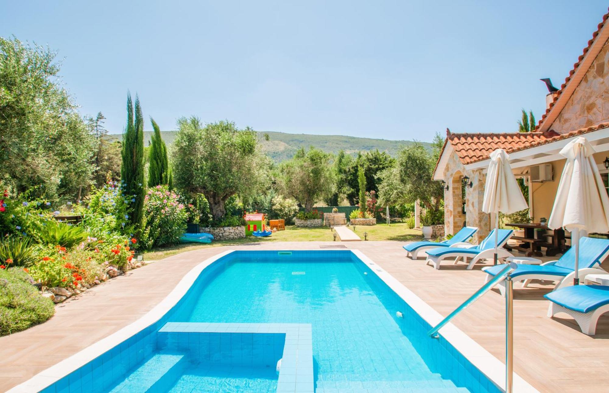 Zante Sunny Villa I Pandokrátor エクステリア 写真