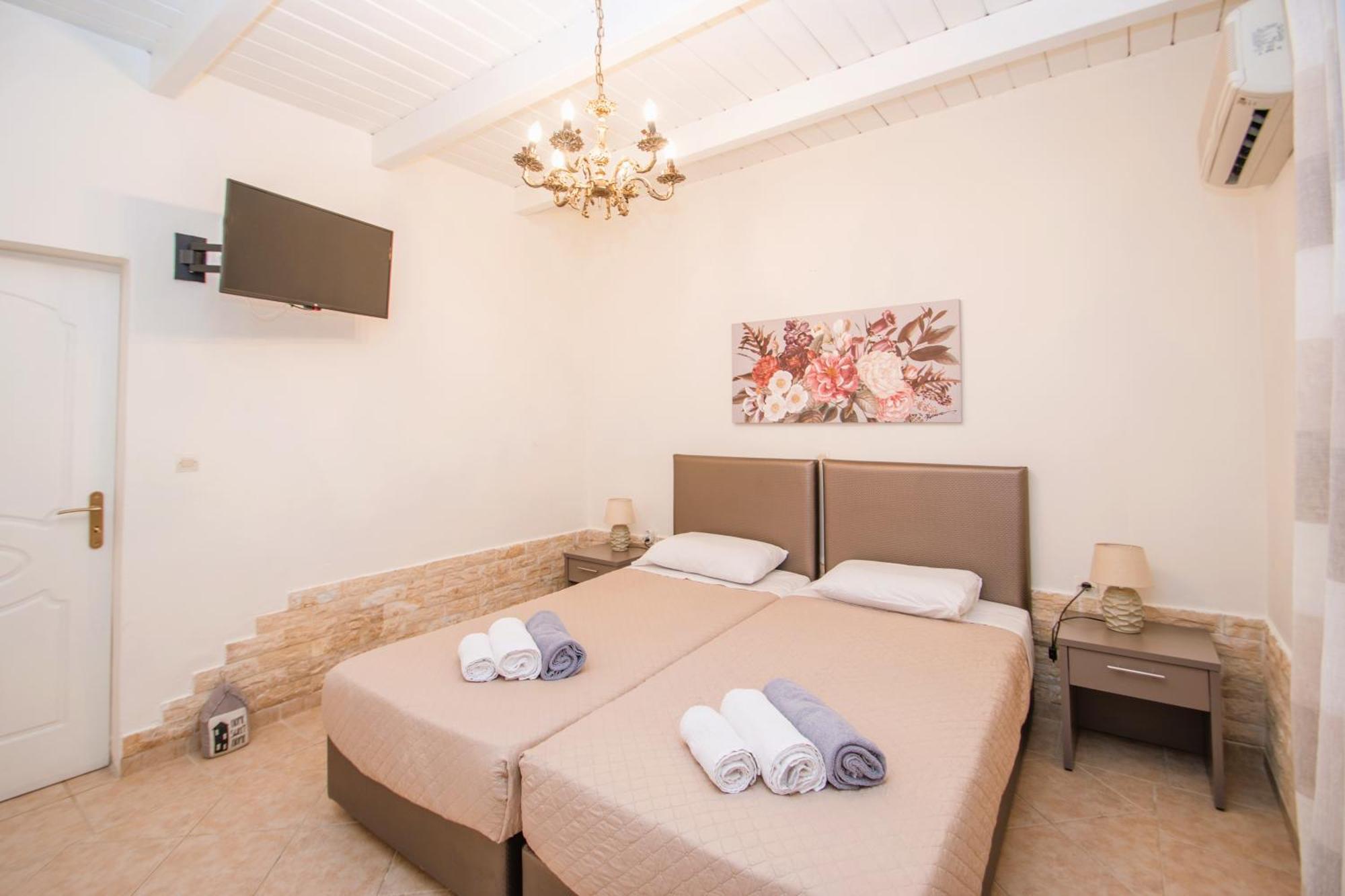 Zante Sunny Villa I Pandokrátor エクステリア 写真